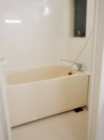 浴槽　リンナイ　RPB-1212VWAR11-C、リンナイガス給湯専用機　RUX-HV161-E